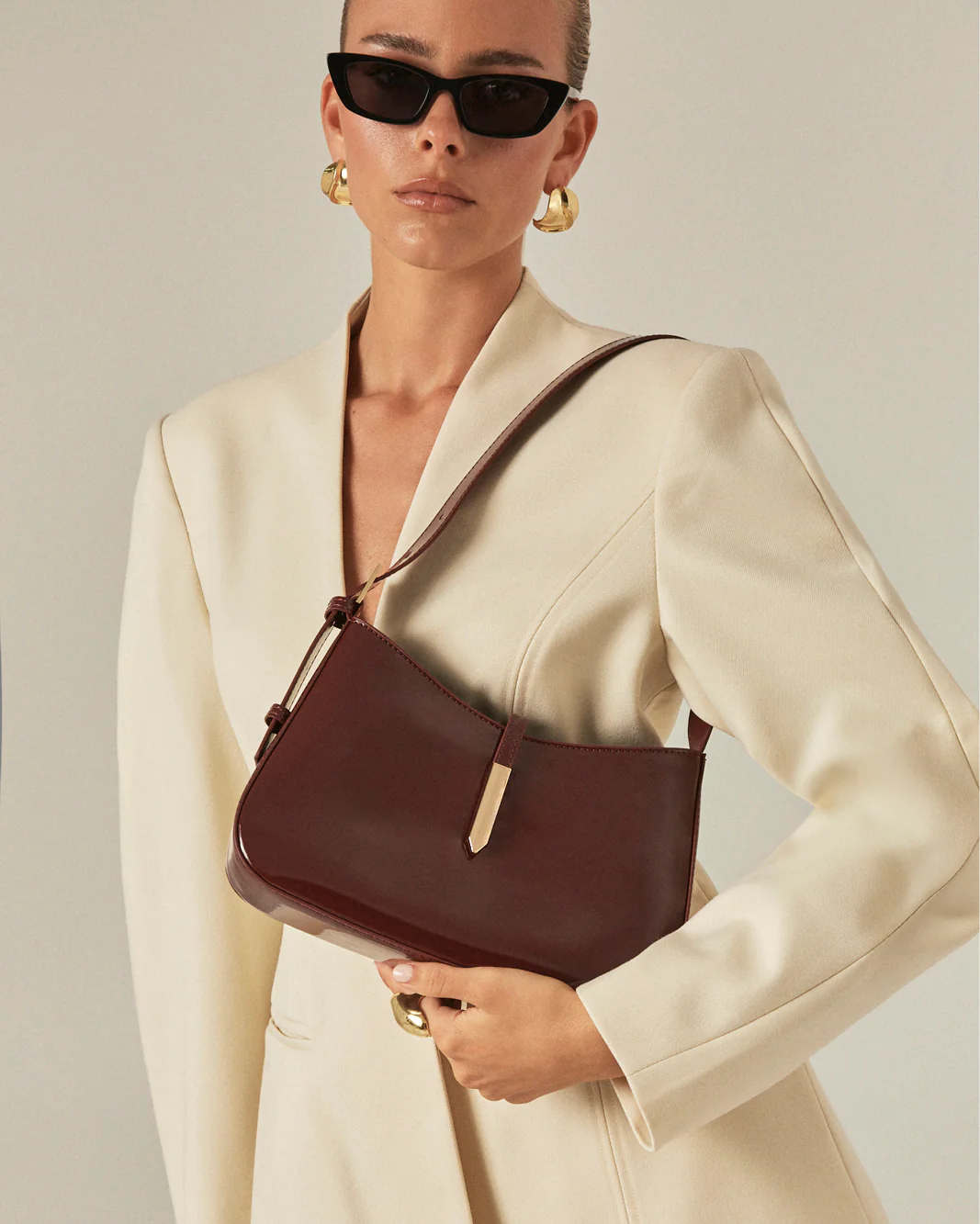 BERGMAN SHOULDER BAG - DARK CHERRY PATENT - Image 2