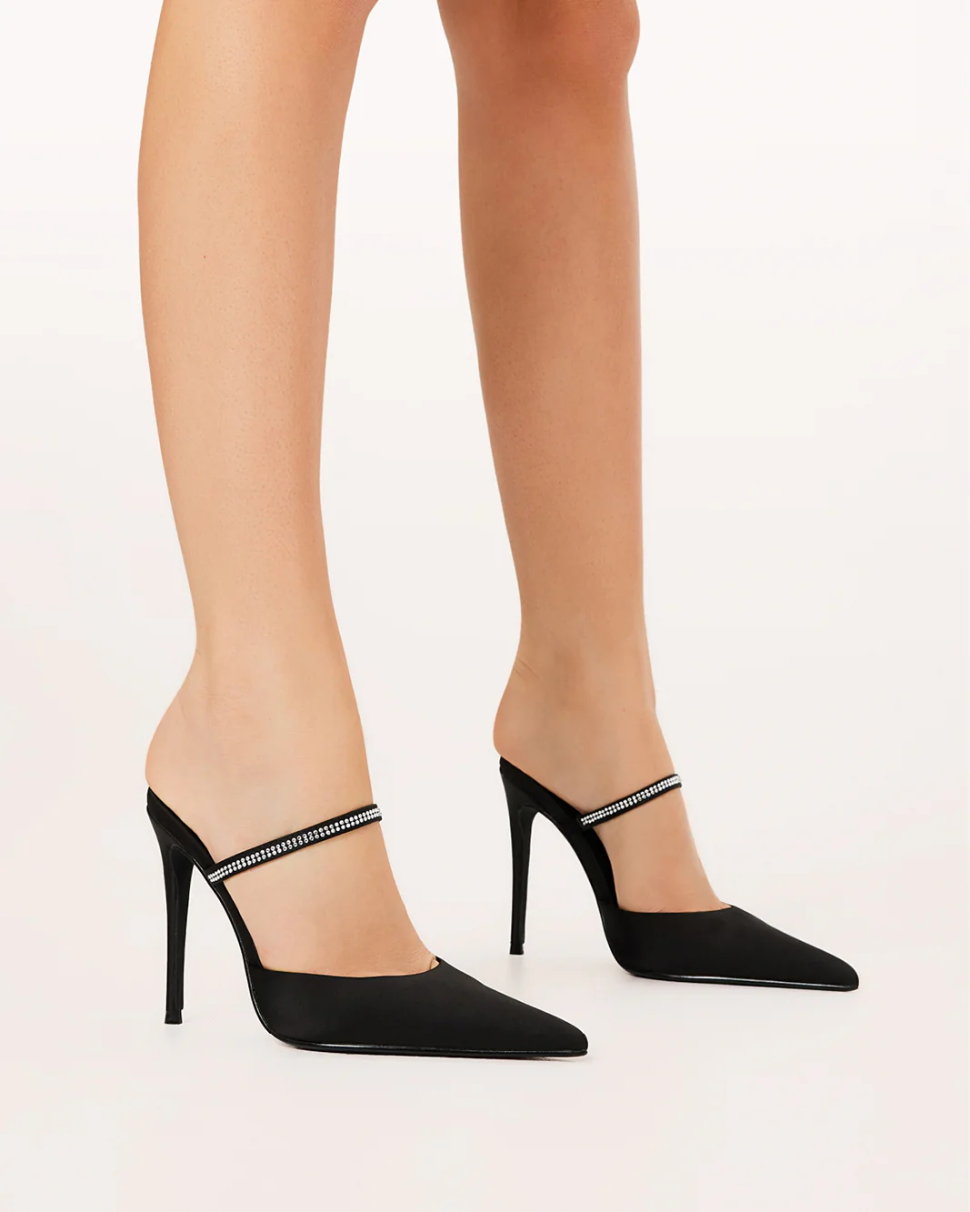 GIANELLA - BLACK SATIN - Image 4