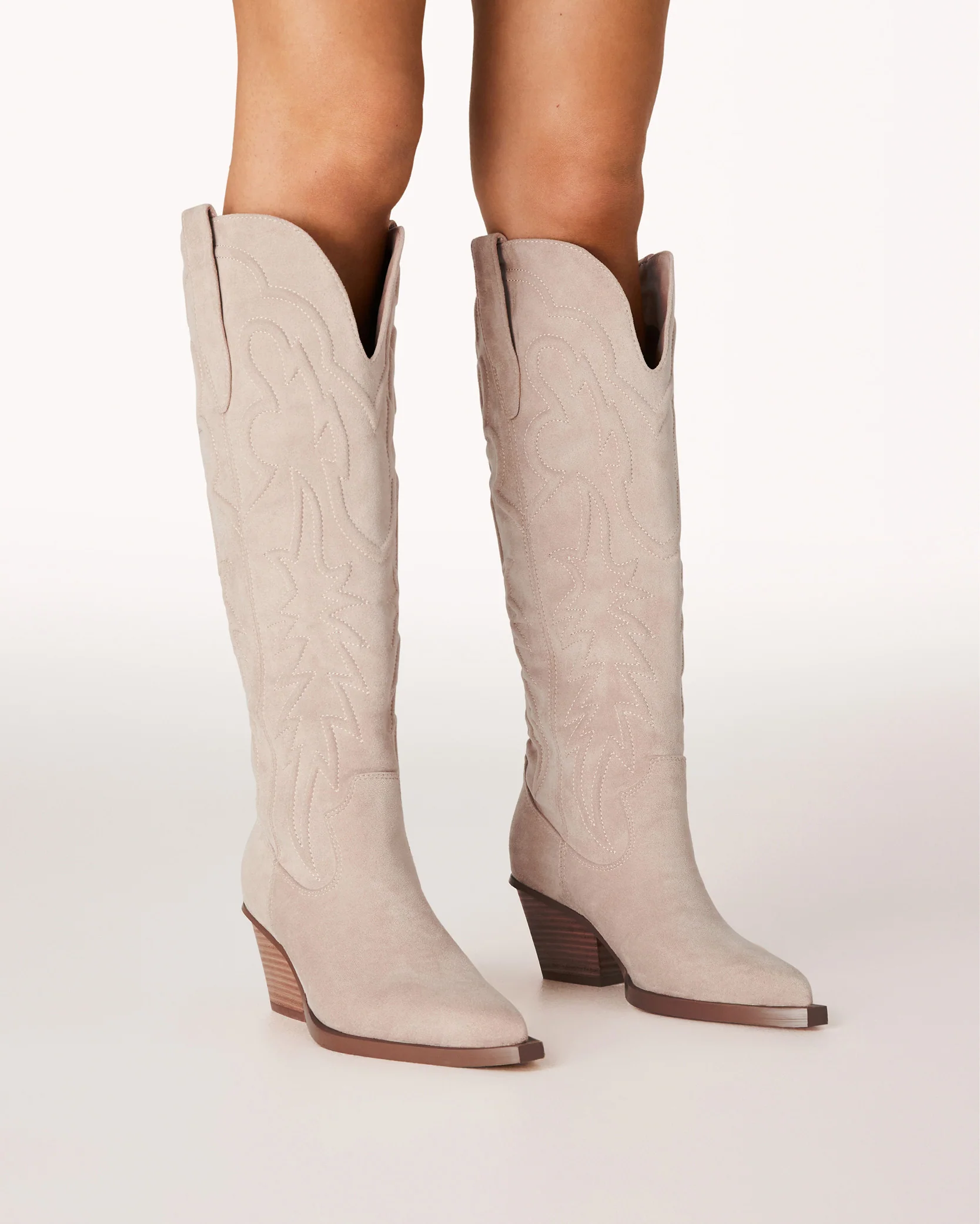 MAKOA - LIGHT BEIGE SUEDE - Image 2