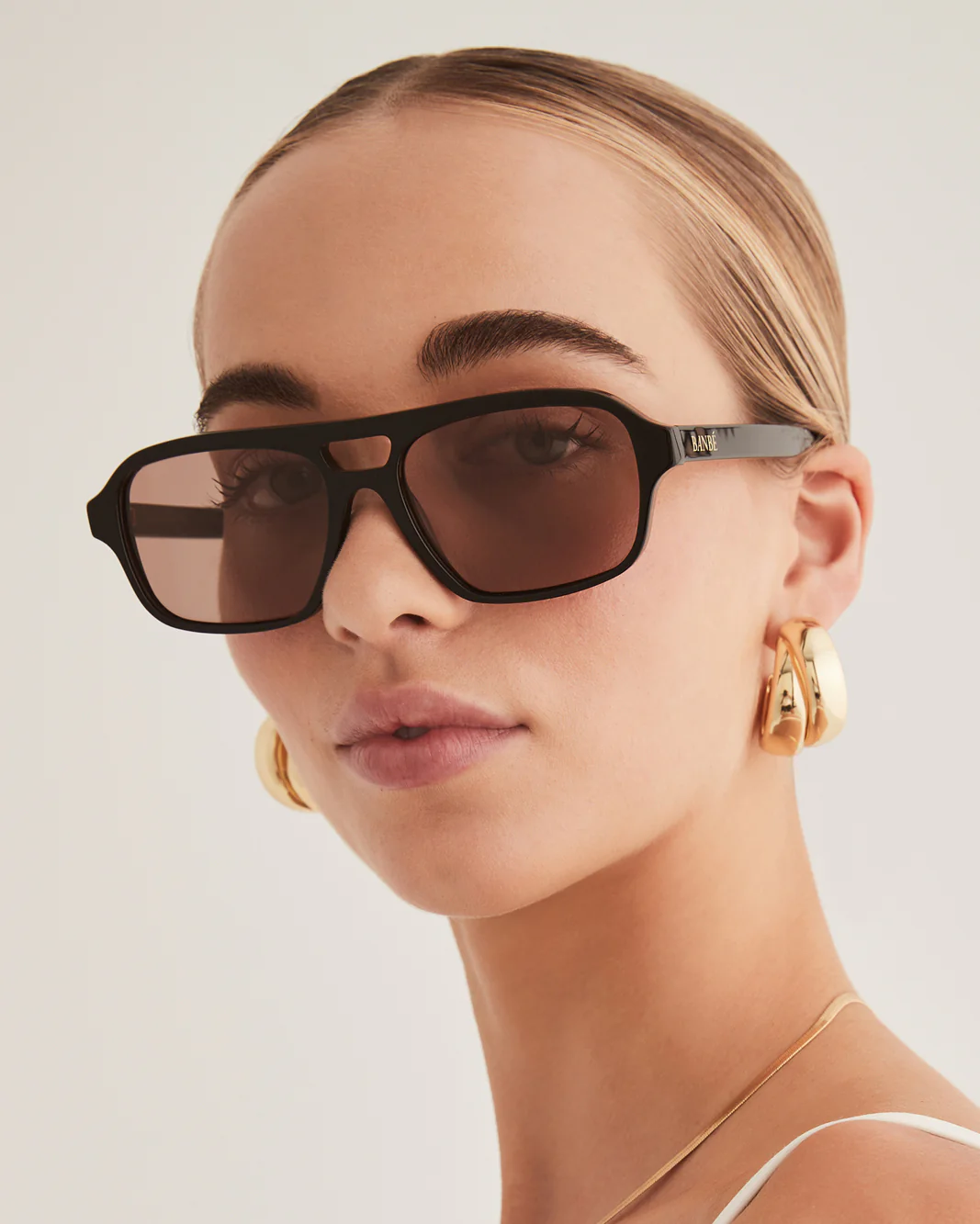 THE DELEVIGNE - BLACK-CARAMEL - Image 3